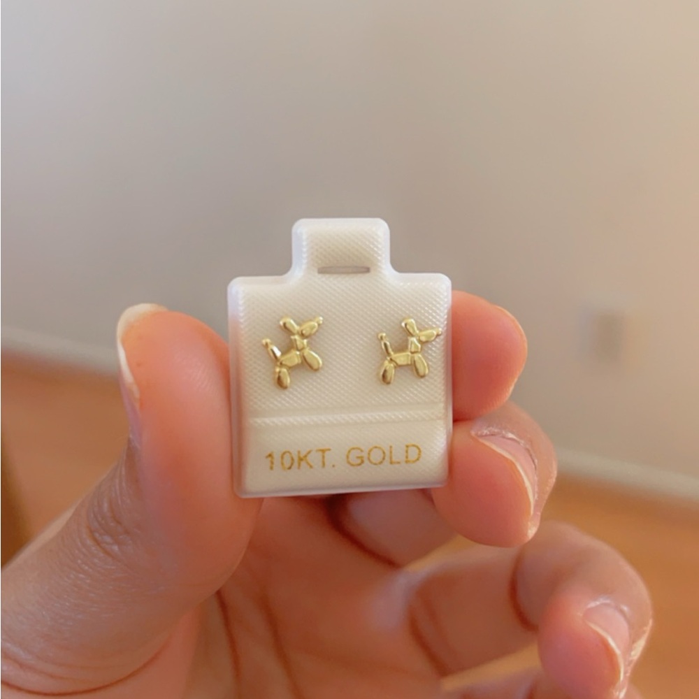 10k Solid Gold Earrings 🆕